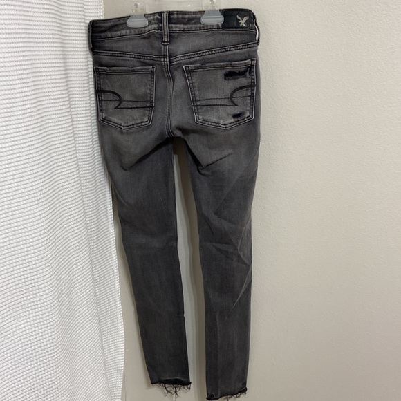 Women’s American Eagle Super Stretch Super Low Jegging, black/grey. Sz 4 - Picture 2 of 14